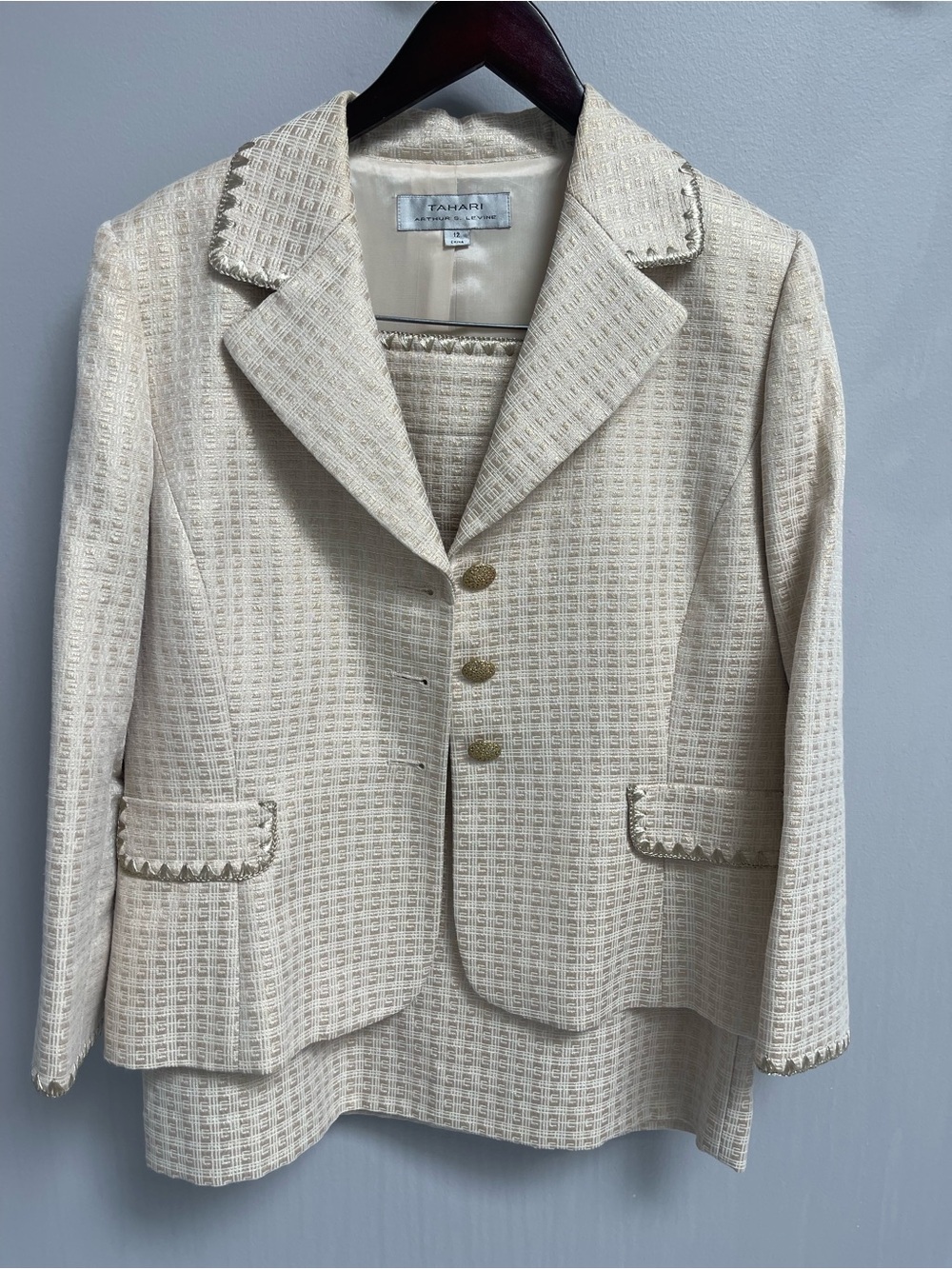 Tahari Cream Tweed Tailored Skirt Suit